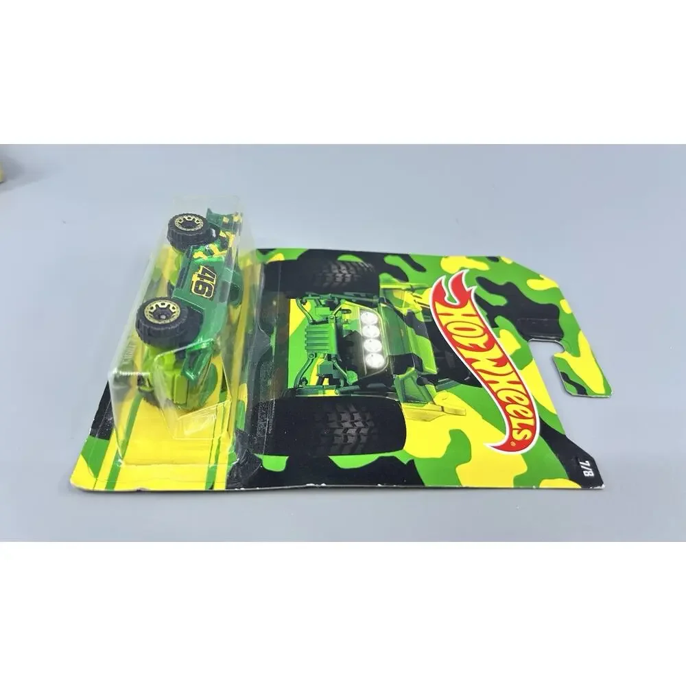 Hot Wheels BAJA TRUCK Camouflage Series 7/8 Green Yellow 1:64 Diecast Mattel NOC
